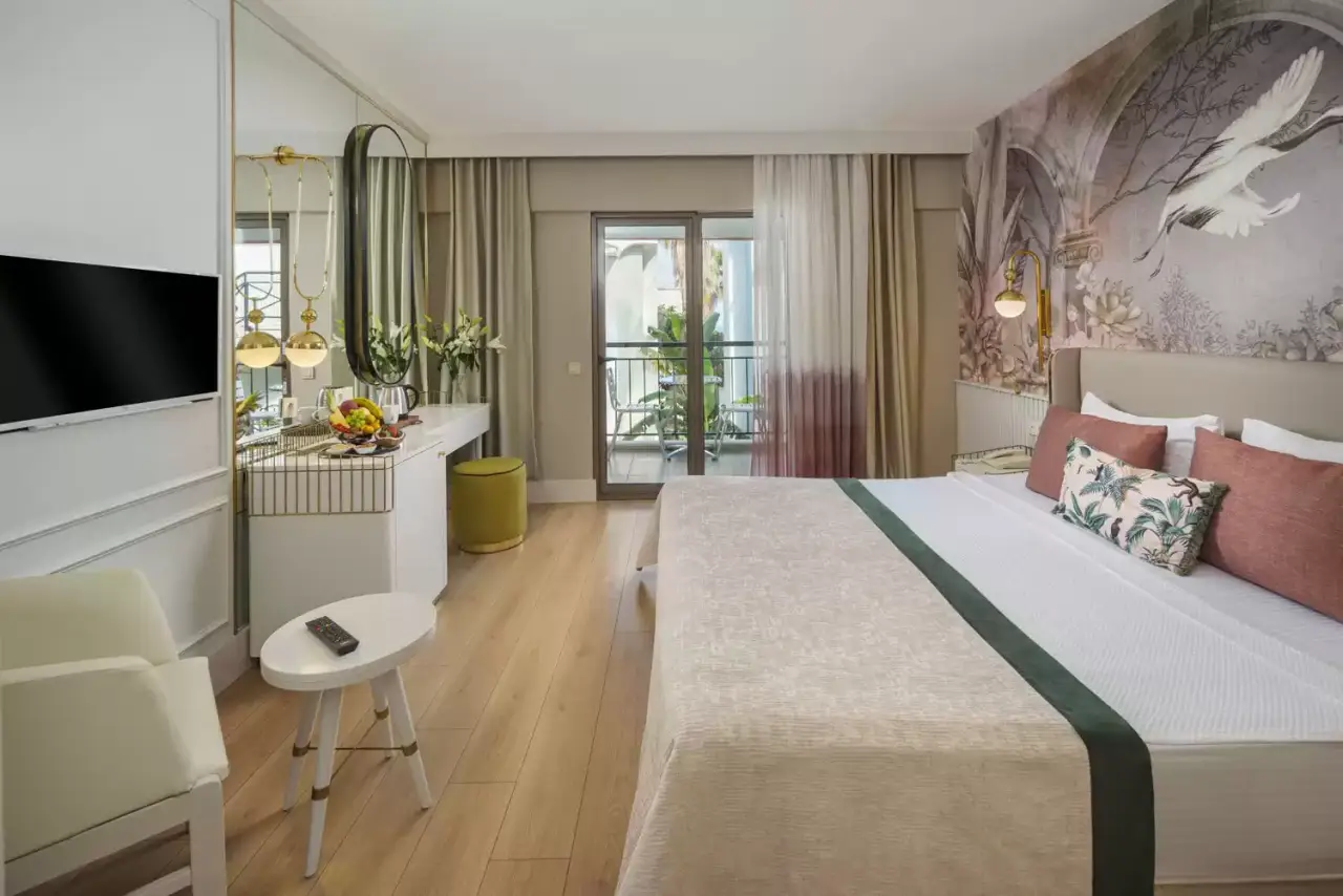 Bahçe Manzaralı Flora Dublex Oda